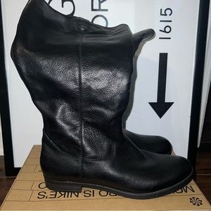 Flat Leather Boots NEW
